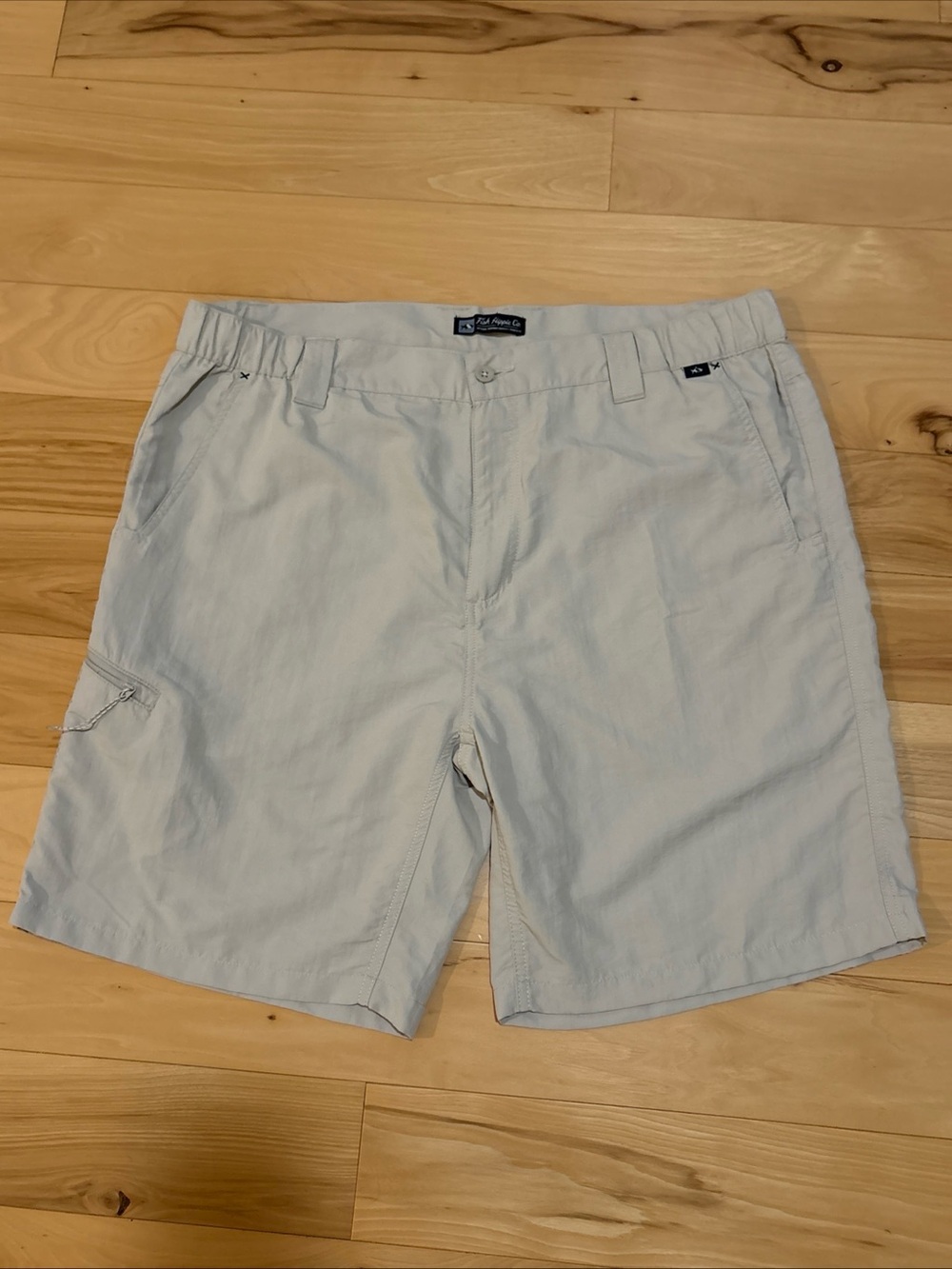 Fish Hippie Light Tan Men’s Casual Shorts size 2XL Quick Dry Fishing